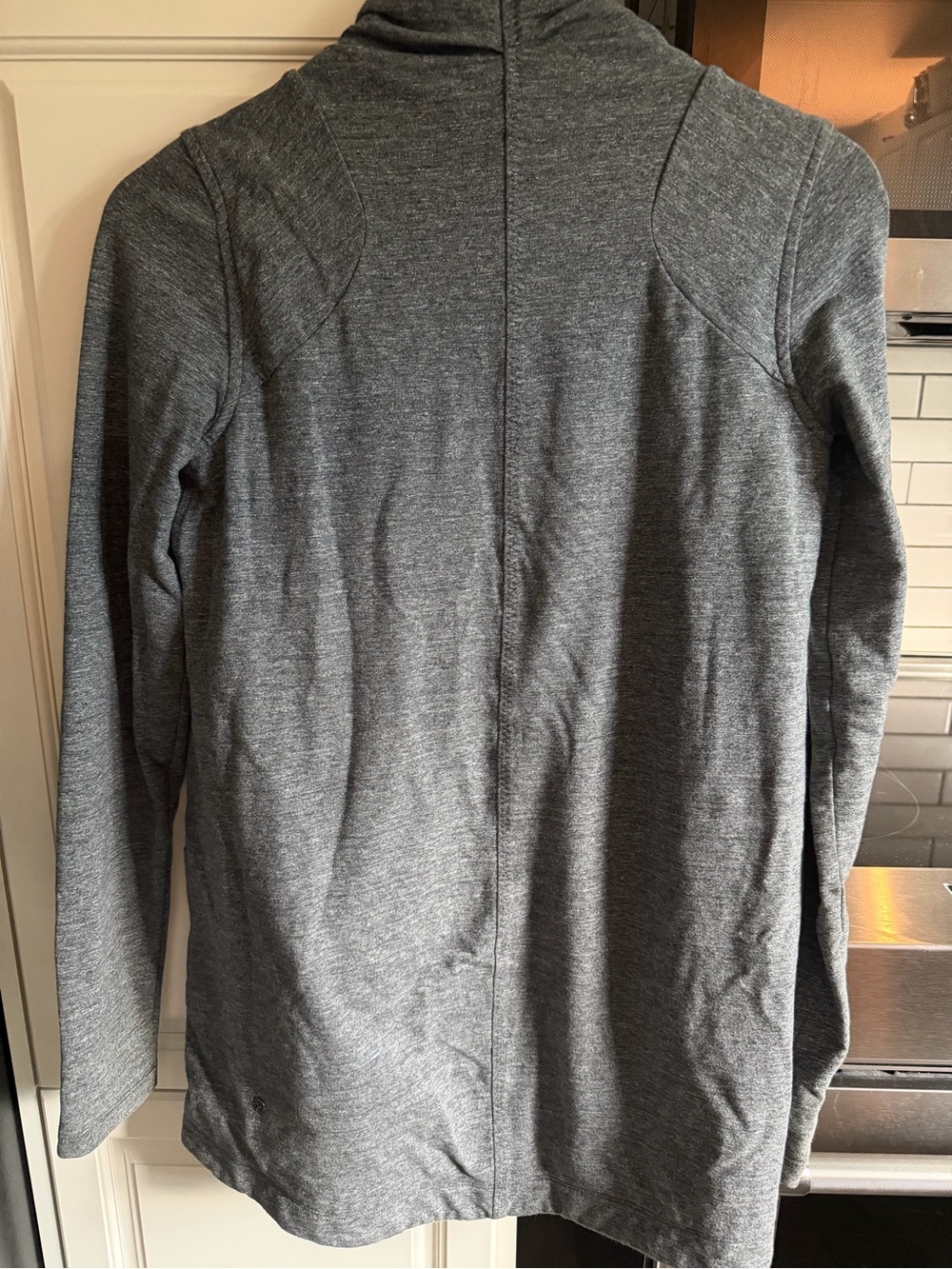 Lululemon That's A Wrap Sweater Snap Buttons sz 4 Grey with Pockets - Picture 10 of 14